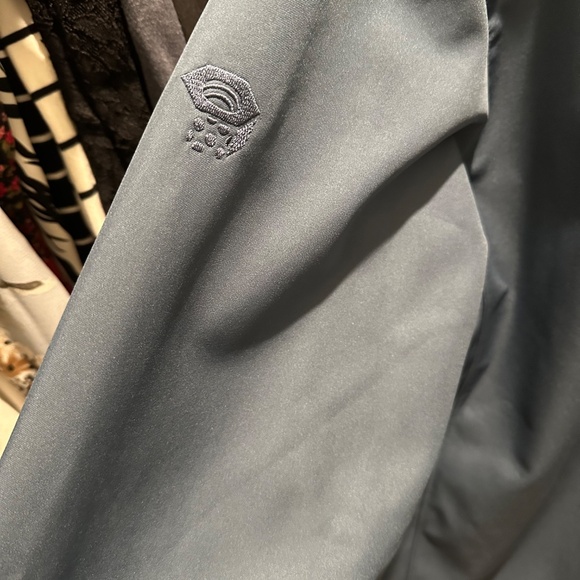 Mountain Hardwear Jacket - Picture 6 of 8